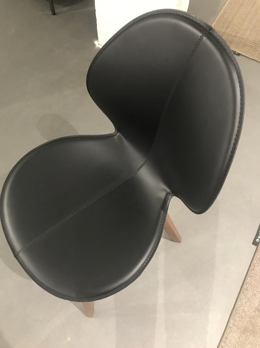 Chair - Wood (Code V2G9)