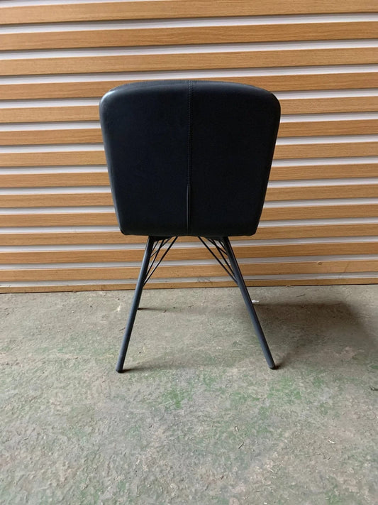 Chair - Metal (Code P9YZ)