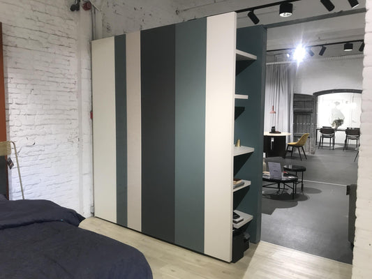 Wardrobe - Wood (Code 8LC2)