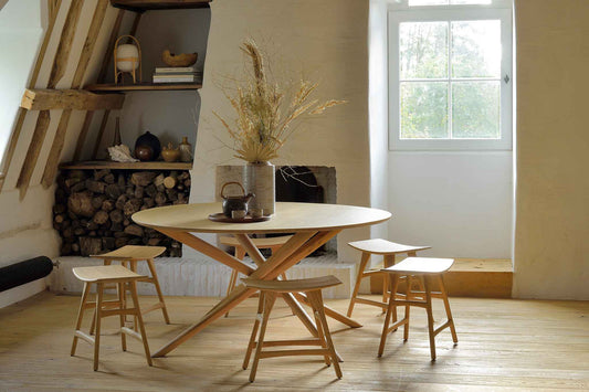 Dining Table - Oak (Code HFZE)