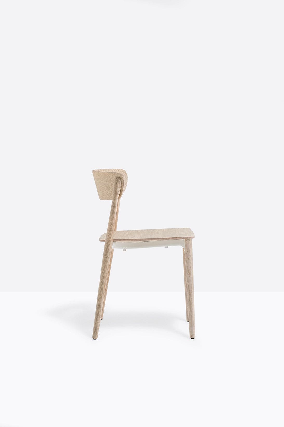 Chair - Wood (Code ZTZC)