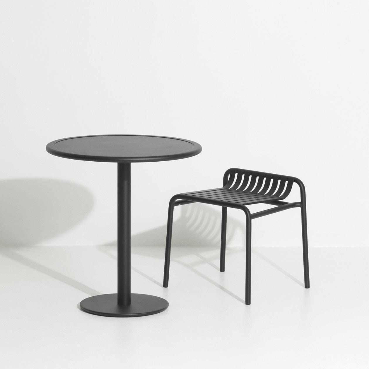 Table - Black (Code MST7)