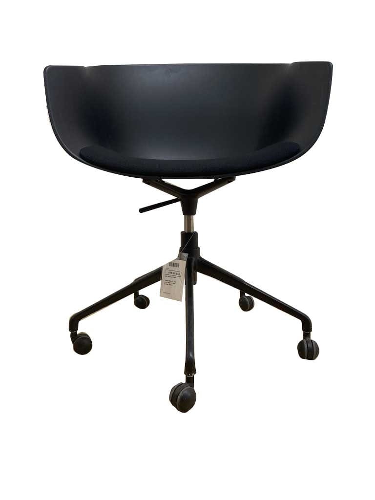 Chair - Metal (Code GGCP)