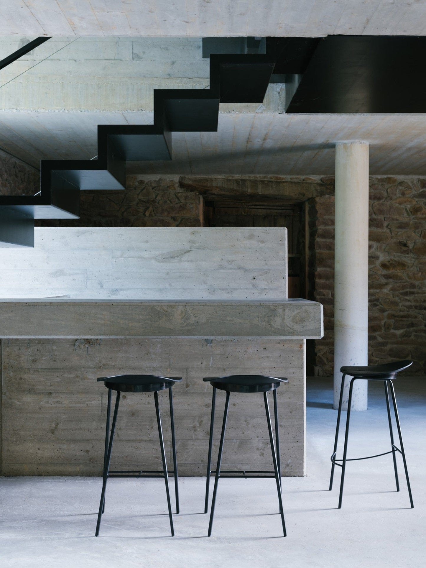 Stool - Metal (Code X5UM)