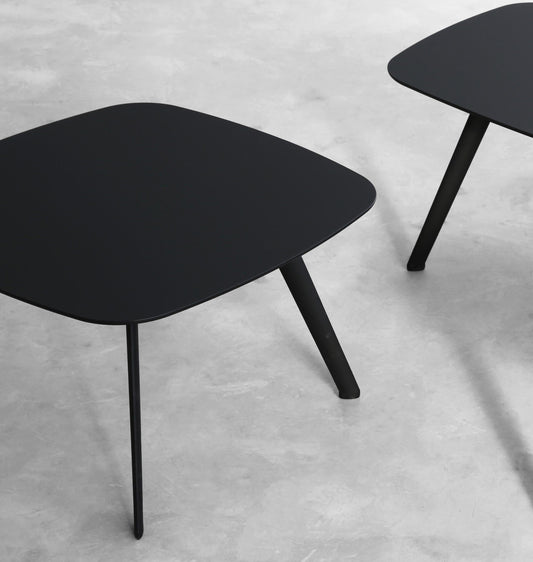 Coffee Table - Size 60 x 60 x 36