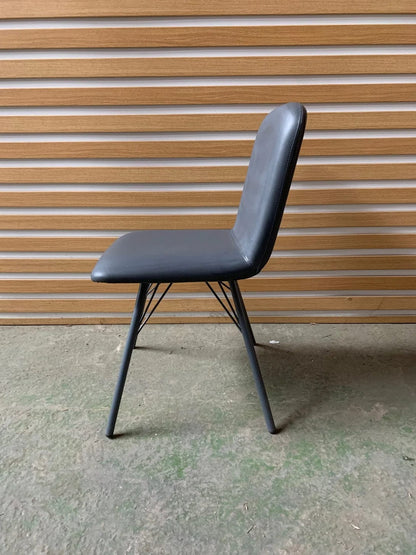 Chair - Metal (Code P9YZ)