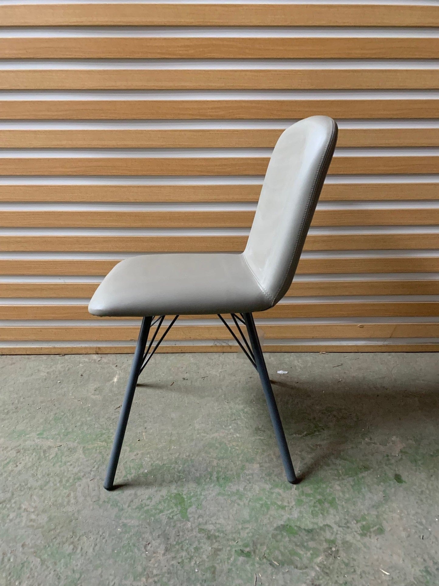Chair - Metal (Code GXLB)