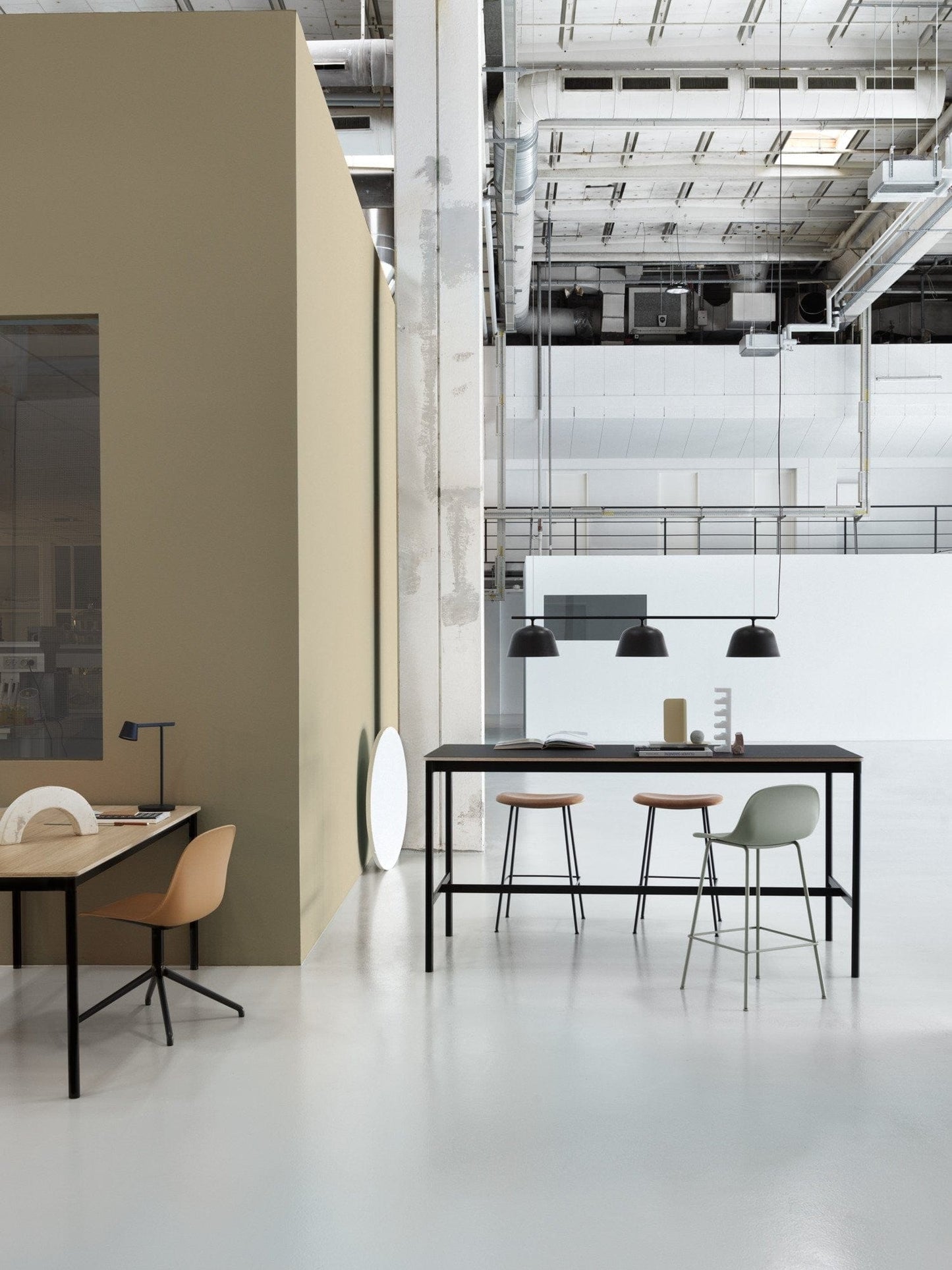 Dining Table - Oak (Code H35K)