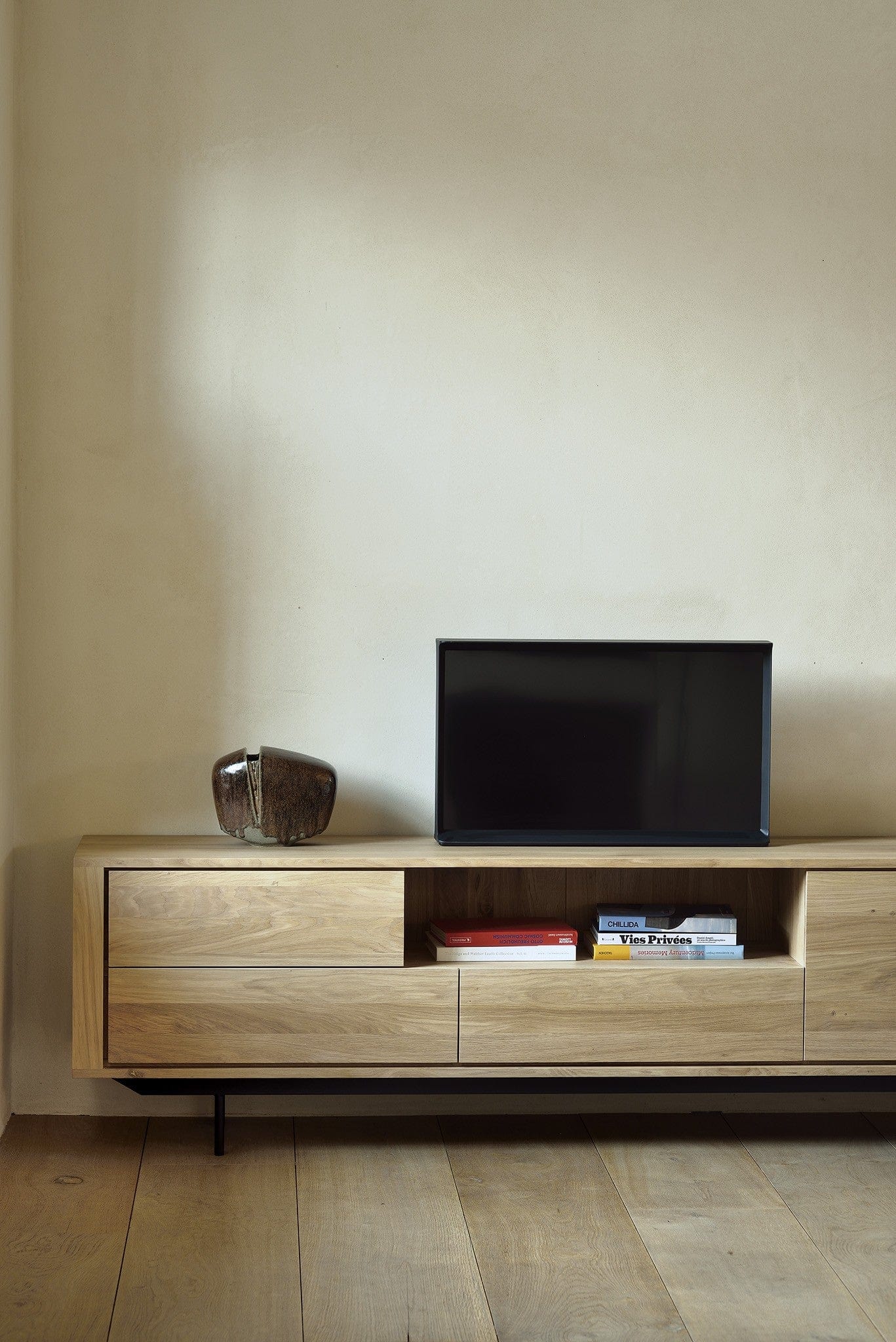 TV Stand - Size 180