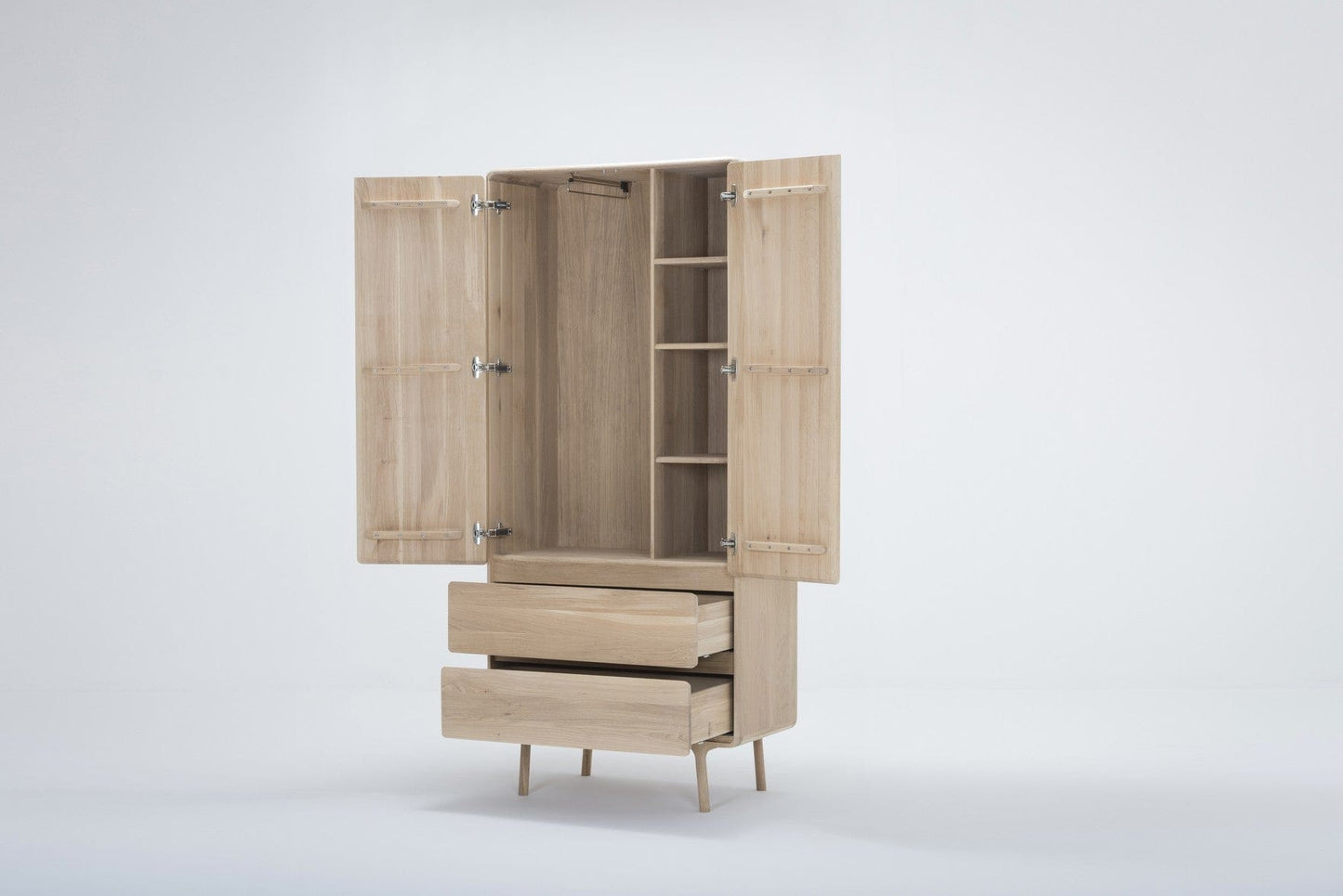 Wardrobe - Style Code CHEZ