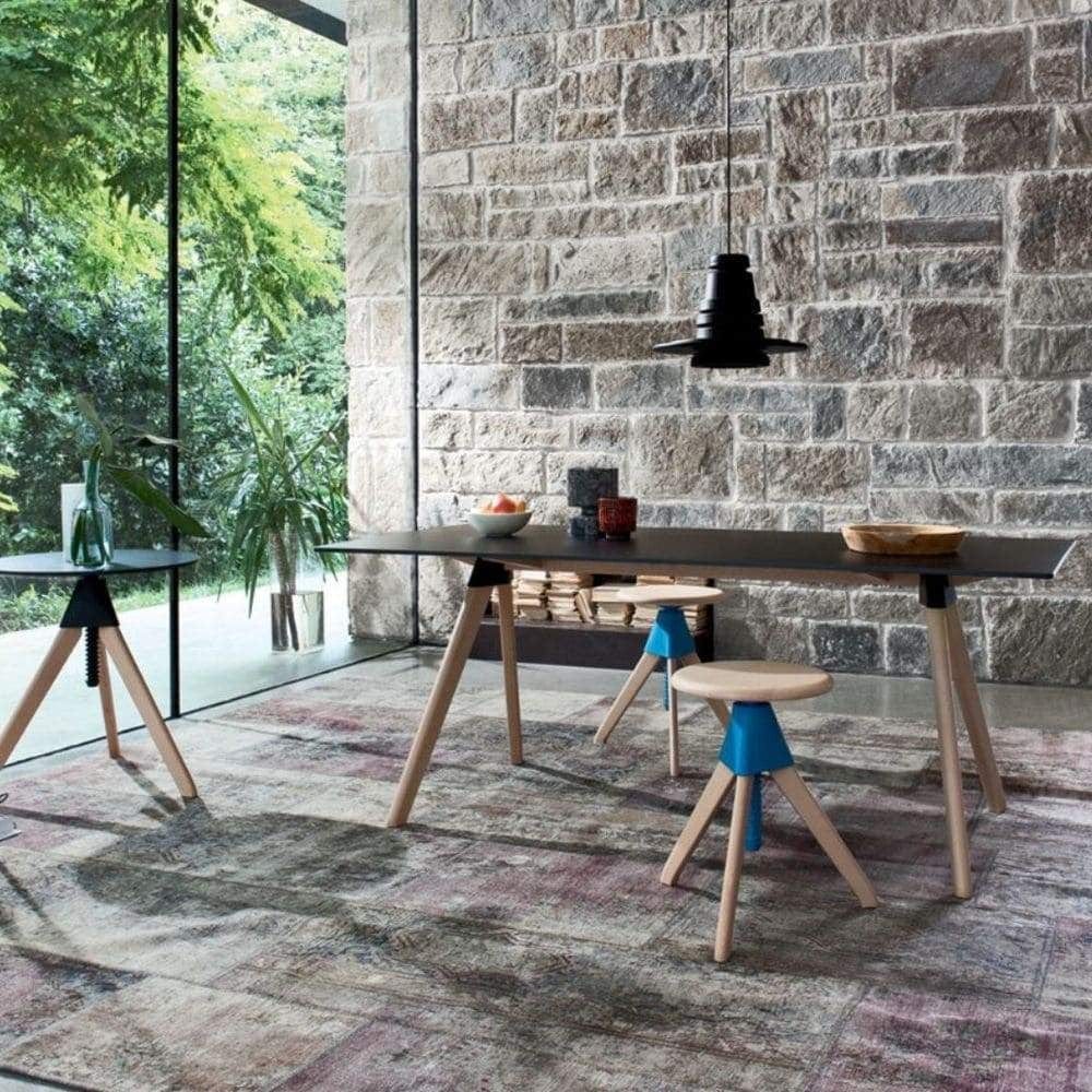 Table - Size 180 x 90