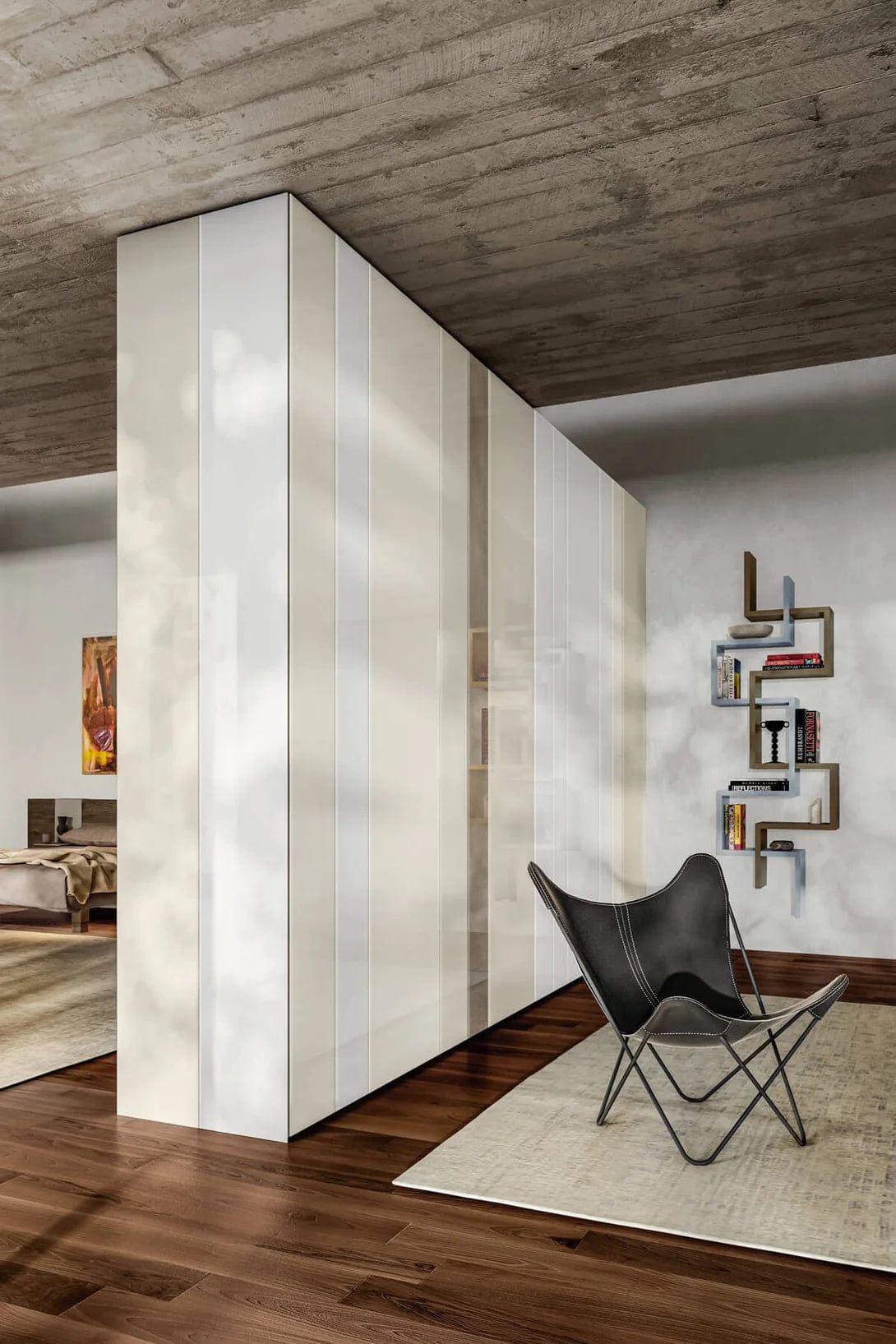 Wardrobe - Wood (Code 7RN5)