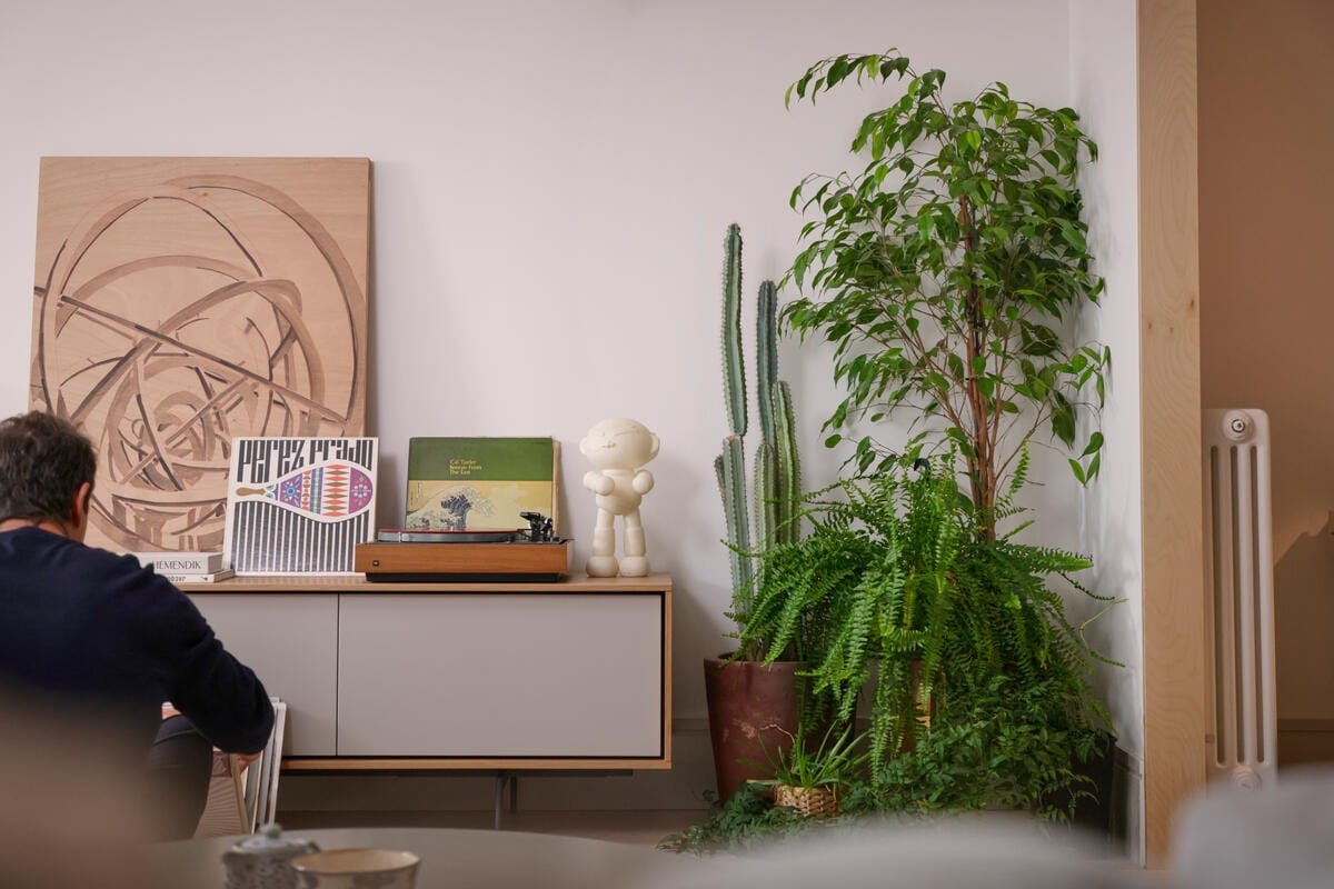 Dresser - Treku Indian (Code SJBD)