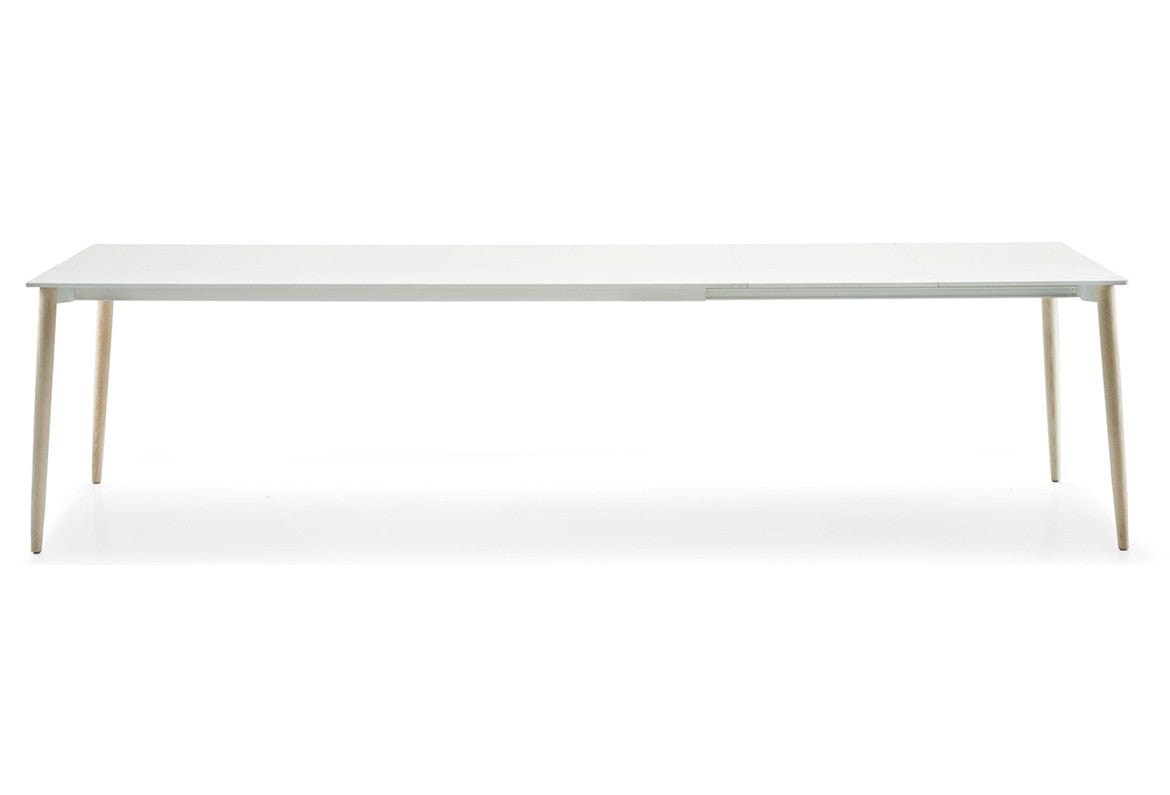 Dining Table - Oak (Code F643)