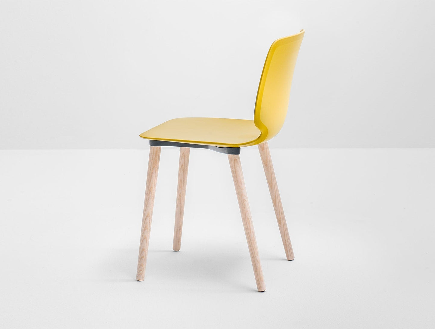 Chair - White (Code 3PSZ)