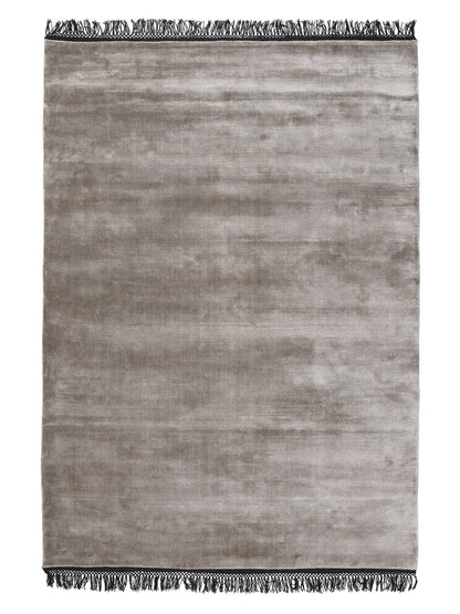 Rug - Size 140 x 200