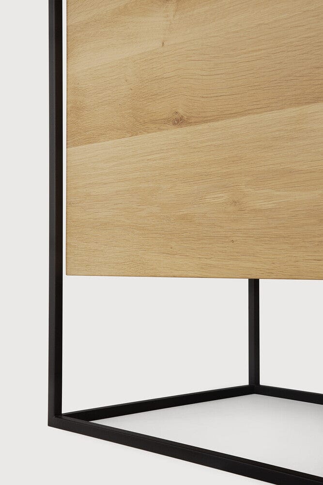 Dresser - Oak (Code UTZN)