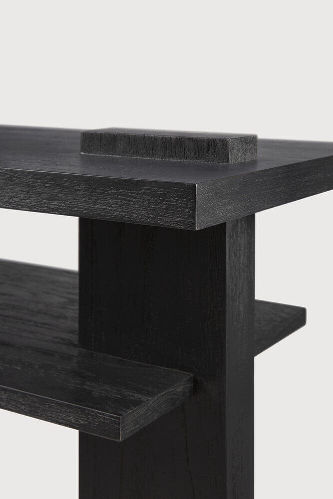 Table - Size 133 x 41 x 84