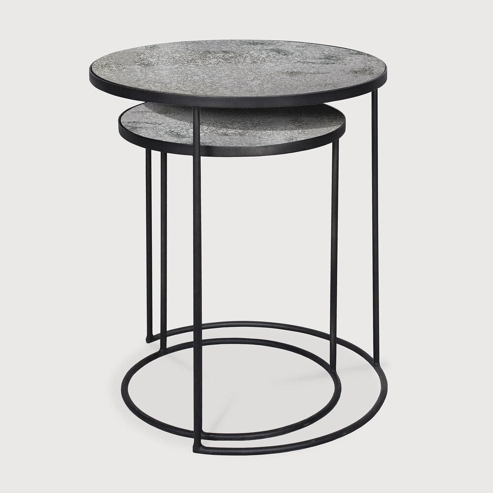 Side Table - Size 4356 x 4356