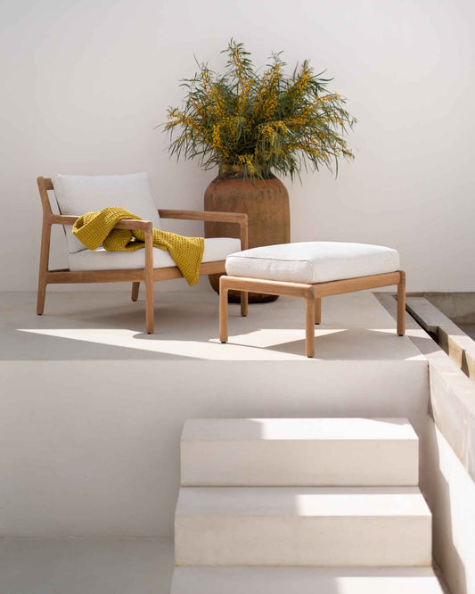 Sofa - White (Code DVYV)