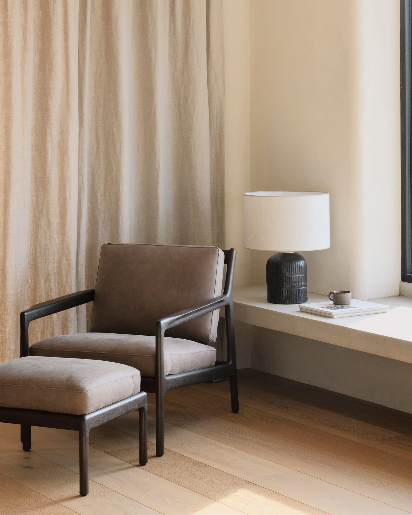 Sofa - Mahogany Dark Brown (Code 5W3Y)