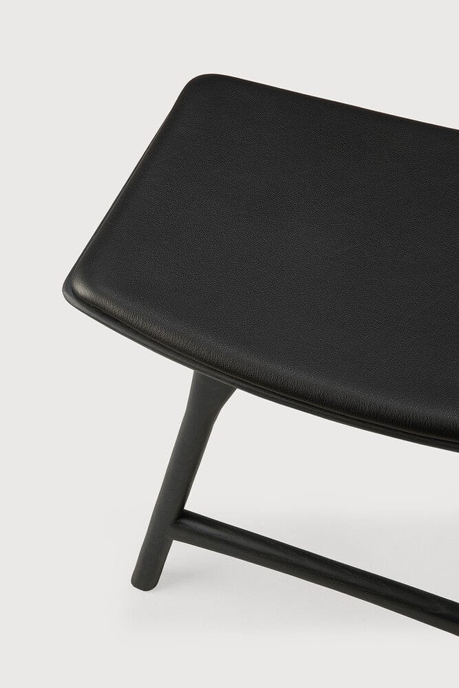 Stool - Black (Code 4PL6)