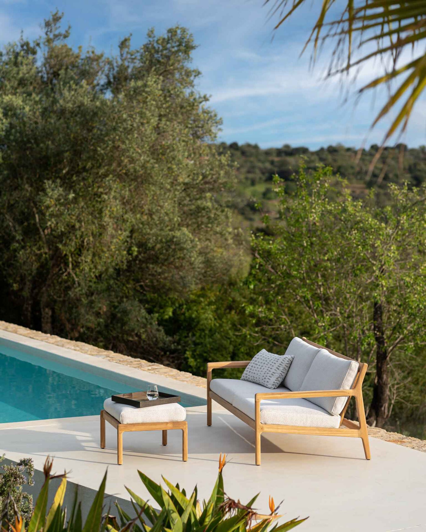 Chaise Lounge - Mocha (Code RM8G)