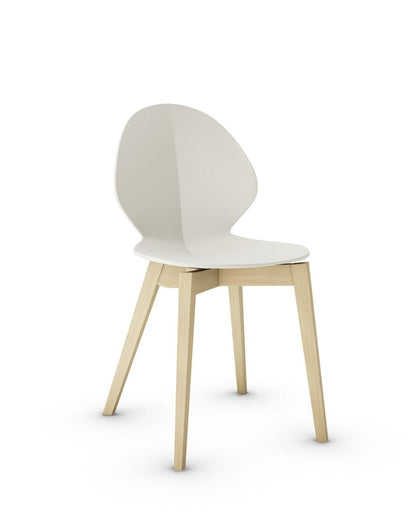 Chair - Wood (Code BFG8)