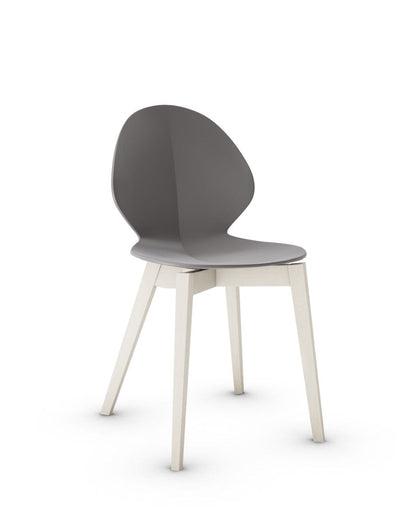 Chair - Wood (Code BFG8)