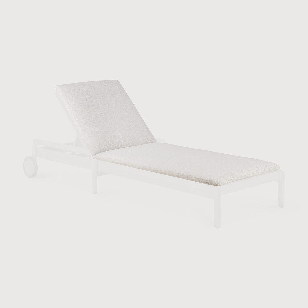 Chaise Lounge - White (Code J6Q5)