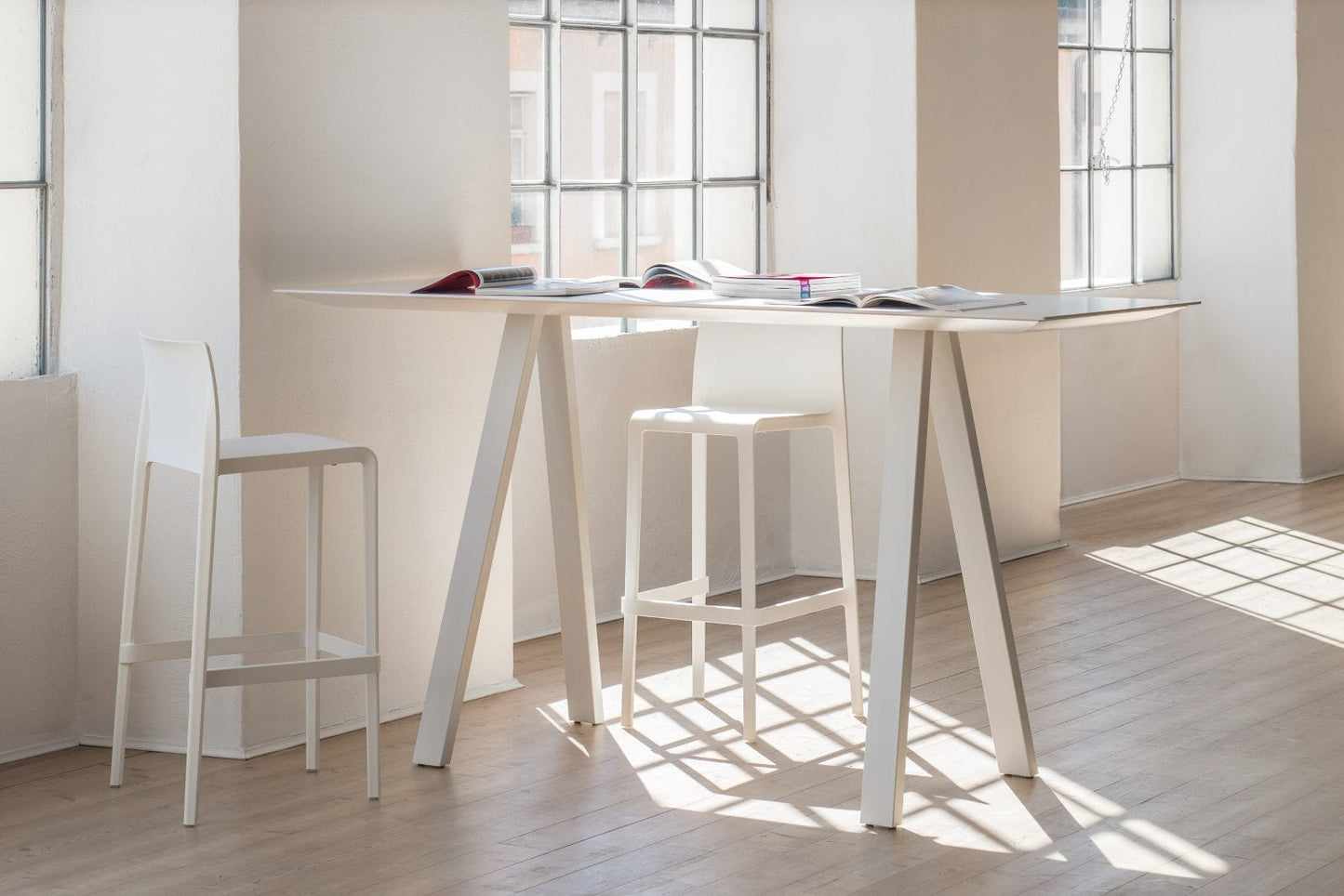 Stool - Yellow (Code VDKQ)